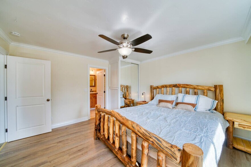 More Photos Of 947 Park Ave, South Lake Tahoe Hotel For Sale