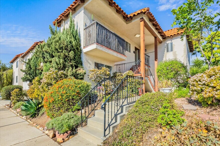 More Photos Of 4204 Boundary St, San Diego Apartments For Sale