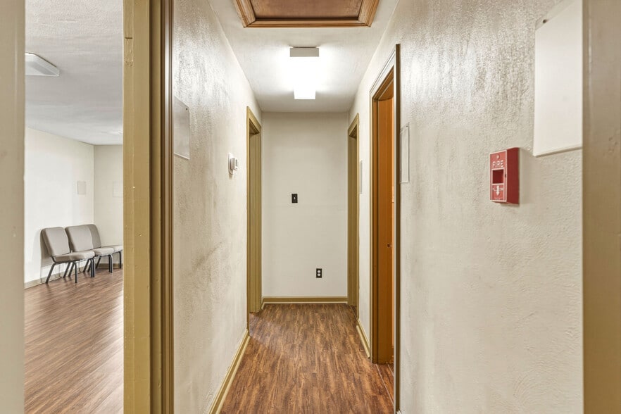 More Photos Of 13908 Dixie Hwy, Louisville Religious Facility For Sale