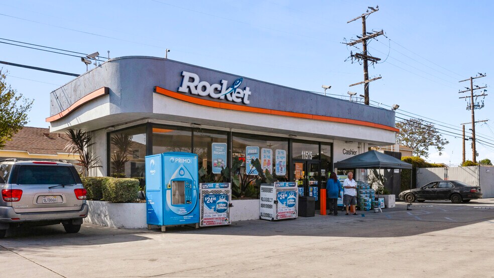 More Photos Of 11515 Atlantic Ave, Lynwood Service Station For Sale