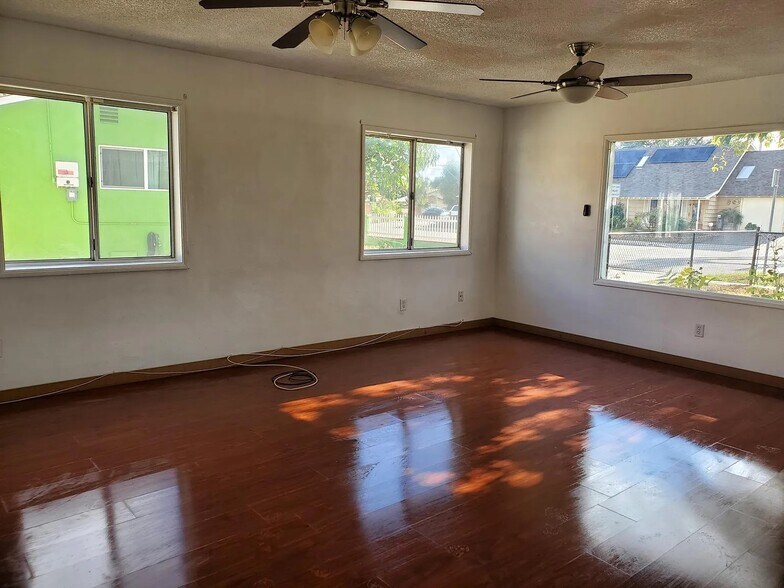 More Photos Of 616 N Citrus Ave, Escondido Specialty For Sale