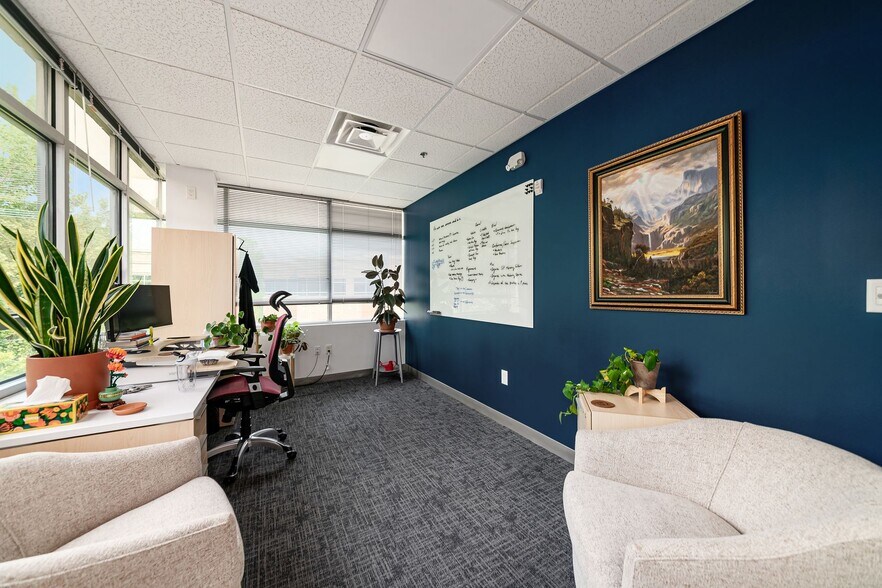 More Photos Of 8740 Orion Pl, Columbus Office For Sale