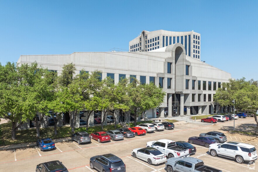 More Photos Of 17300 Preston Rd, Dallas Medical For Sale