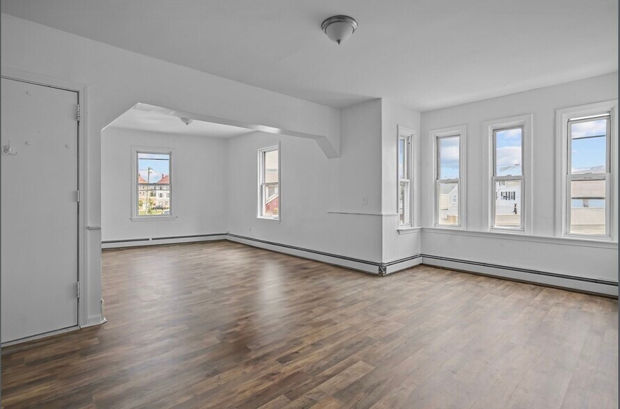 More Photos Of 49-51 County St, New Bedford Apartments For Sale