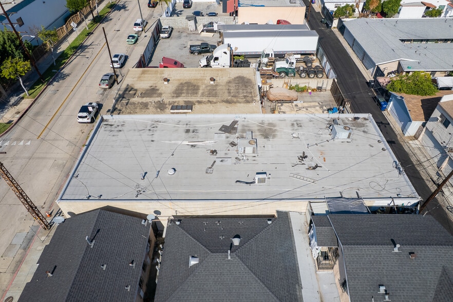 More Photos Of 1412 S Gerhart Ave, Commerce Warehouse For Sale