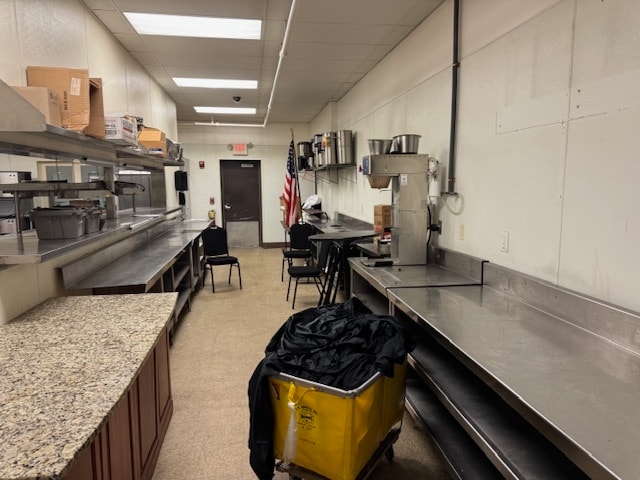 More Photos Of 12031 Lackland Rd, Saint Louis Hotel For Lease