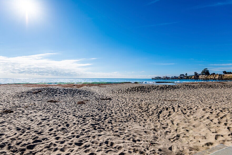 More Photos Of 200 Monterey Ave, Capitola Storefront Retail Office For Lease