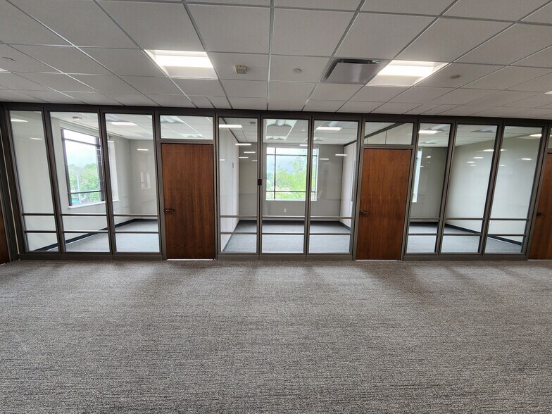 More Photos Of 2223 2nd Ave, Kearney Office For Lease