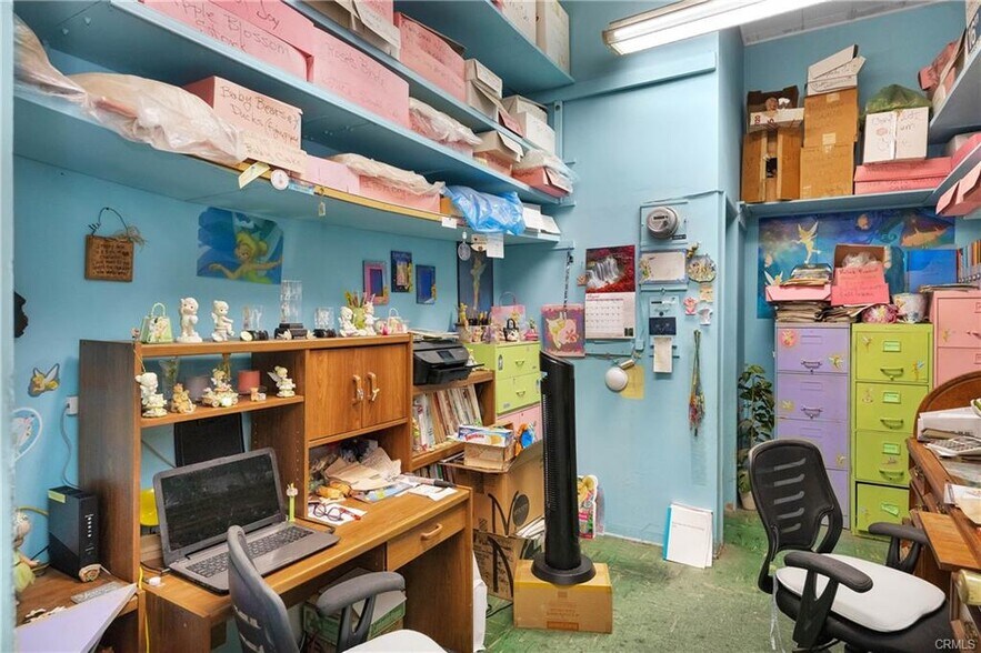 More Photos Of 17428 Bellflower Blvd, Bellflower Storefront For Lease