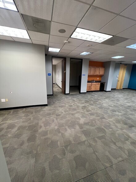 More Photos Of 5900 Canoga Ave, Woodland Hills Office For Lease