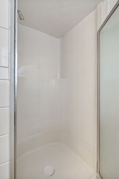 More Photos Of 1201 E Walnut St, Springfield Loft Creative Space For Sale