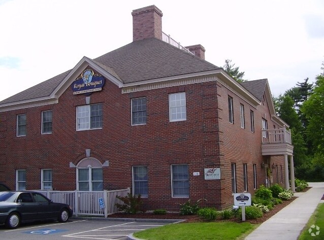 More Photos Of 124-128 S River Rd, Bedford Unknown For Lease
