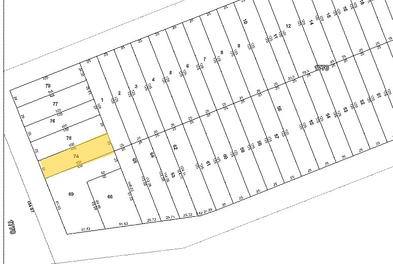 More Photos Of 39-09 104th St, Corona Storefront Retail Residential For Lease