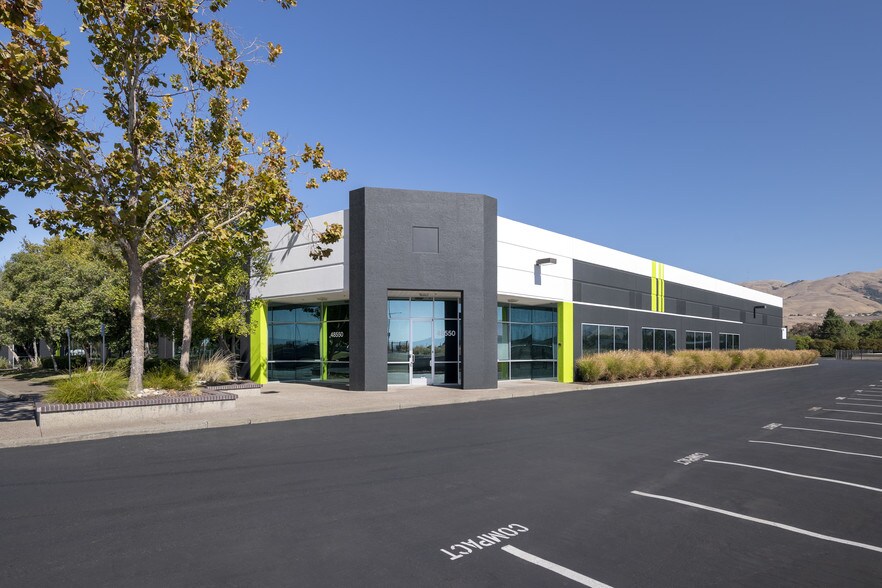 More Photos Of 48550 Fremont Blvd, Fremont Research And Development For Lease