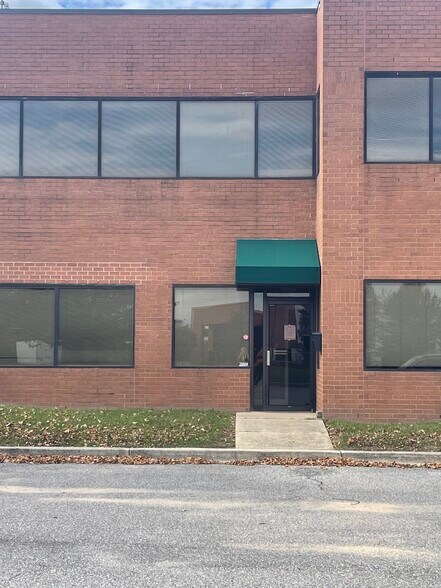 Primary Photo Of 7524 WB&A Rd, Glen Burnie Office For Lease