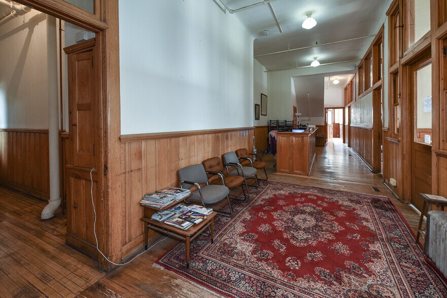 More Photos Of 4403 St Clair Ave, Cleveland Coworking Space