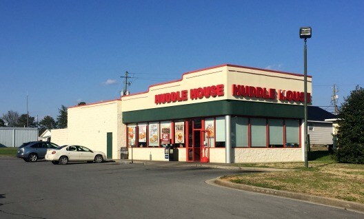 More Photos Of 612 S 3rd Ave, Chatsworth Restaurant For Lease