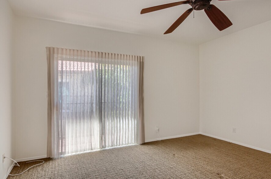 More Photos Of 8805 S 51st St, Phoenix Apartments For Sale
