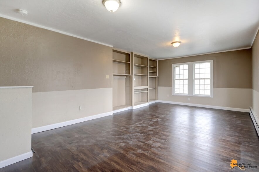 More Photos Of 1335 Hyder St, Anchorage Apartments For Sale