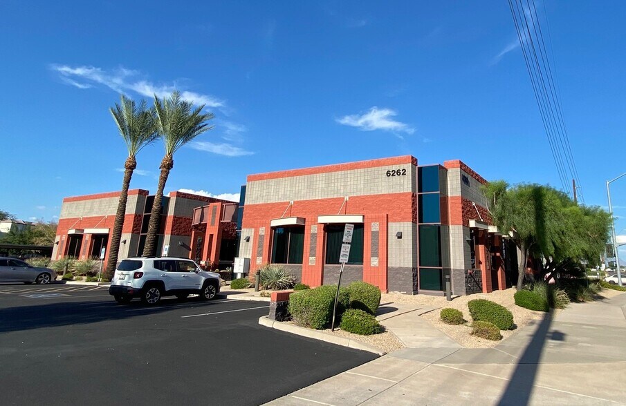 More Photos Of 6262 E Broadway Rd, Mesa Medical For Lease