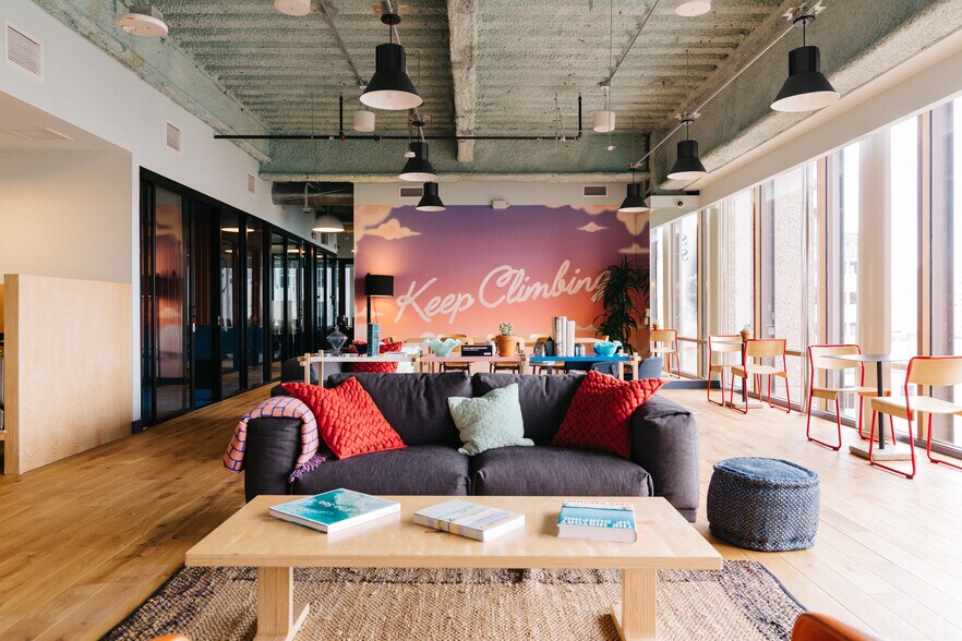 More Photos Of 600 B St, San Diego Coworking Space