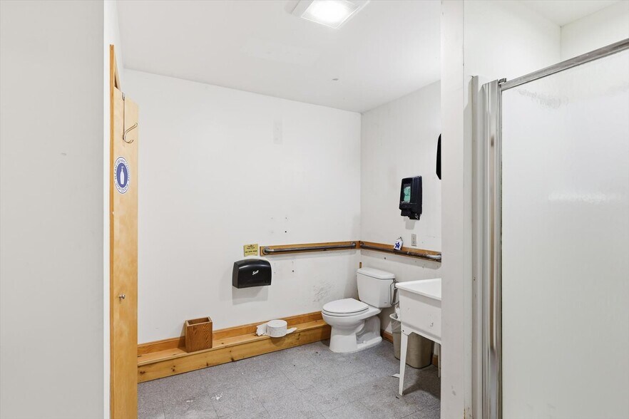 More Photos Of 58 Main st, Charlestown Office For Sale