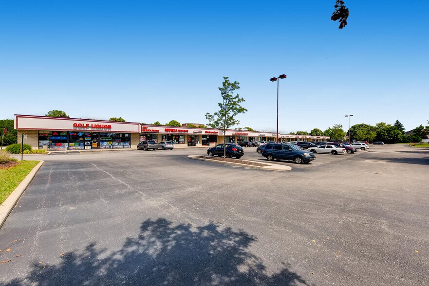 More Photos Of 606-660 E Golf Rd, Arlington Heights Unknown For Lease