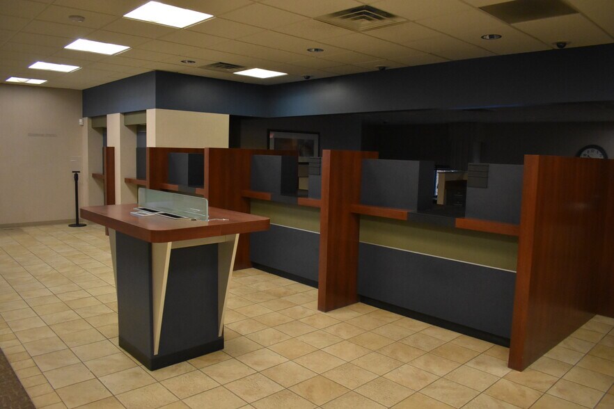 More Photos Of 1795 Madison Rd, Beloit Bank For Sale