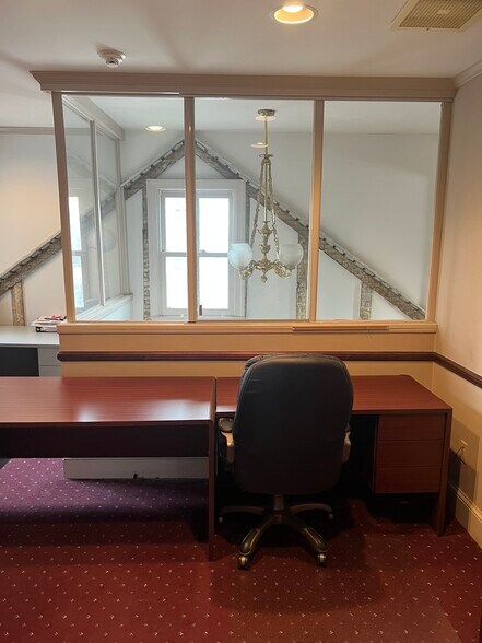 More Photos Of 18 Kings Hwy W, Haddonfield Office For Lease