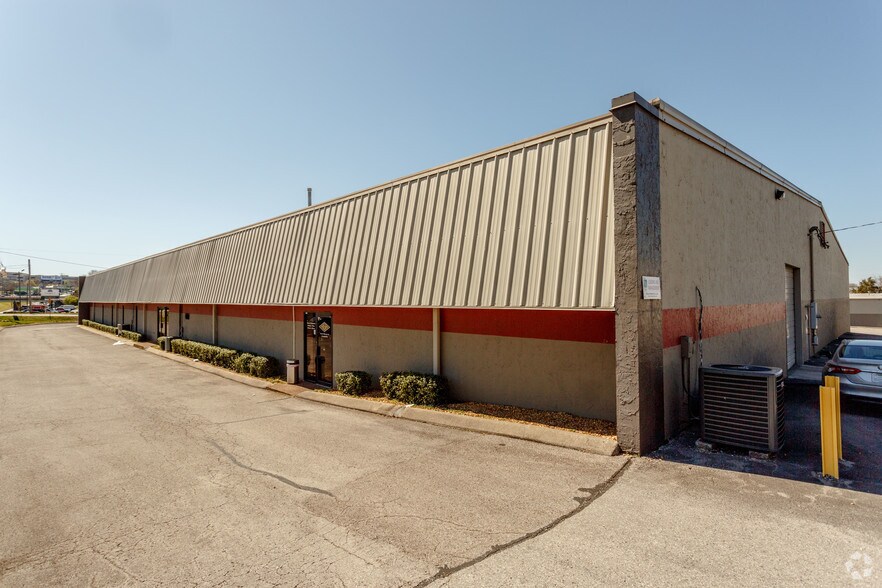 Primary Photo Of 400-402 Harding Industrial Dr, Nashville Warehouse For Lease