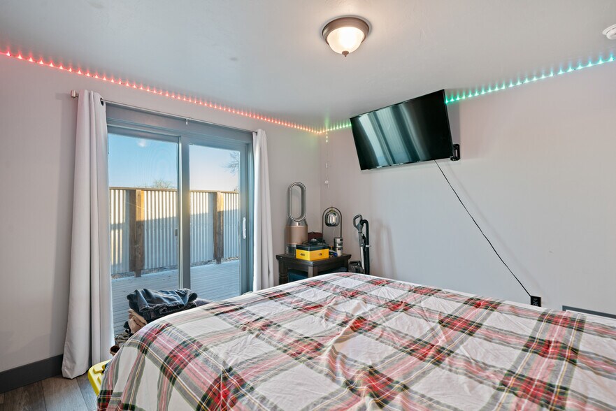 More Photos Of 7795 Thorpe Rd, Bozeman Industrial For Sale