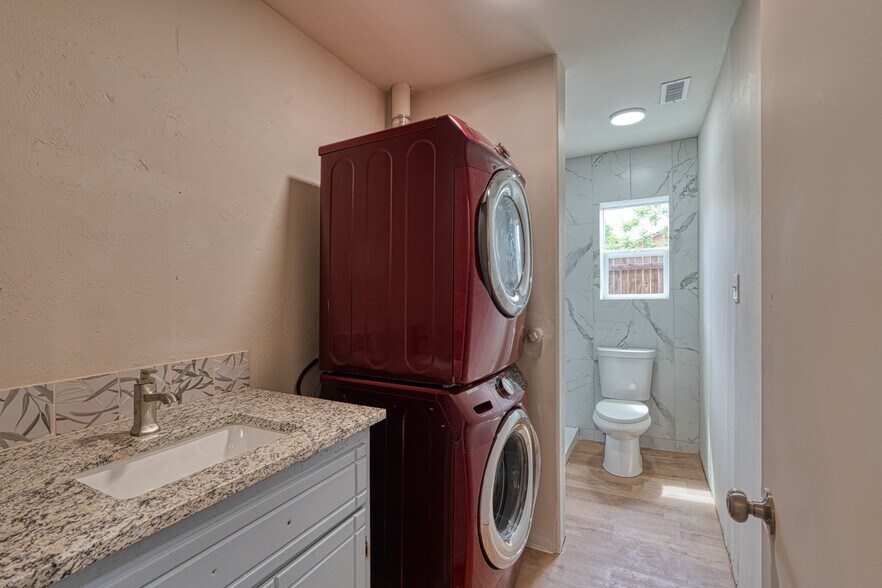 More Photos Of 720-724 School St, Espanola Apartments For Sale