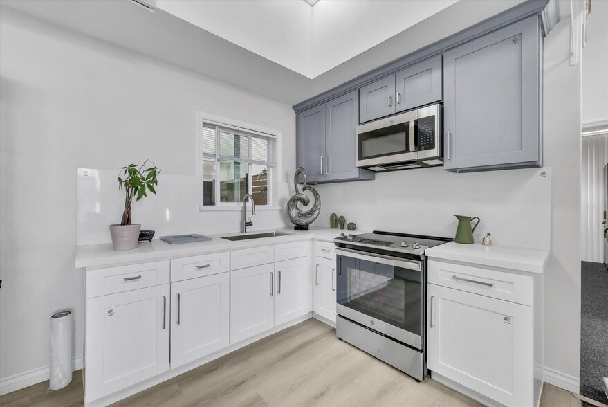 More Photos Of 3501 Hart Ave, Rosemead Office For Lease