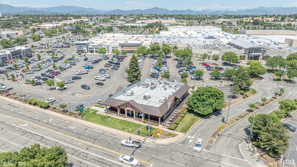 More Photos Of 910 Dana Dr, Redding Restaurant For Sale