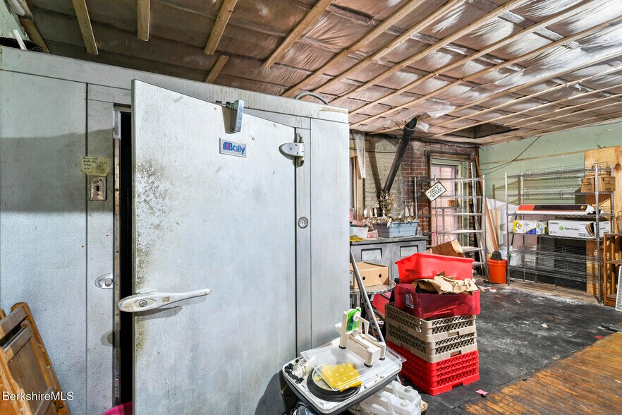 More Photos Of 47 Park St, Adams Restaurant For Sale