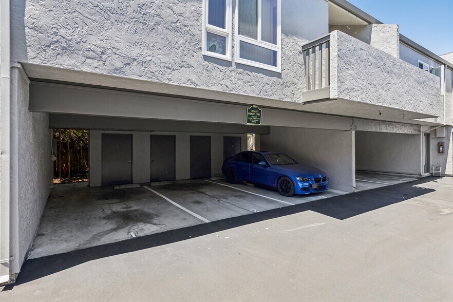 More Photos Of 1411 Oxford St, Redwood City Apartments For Sale