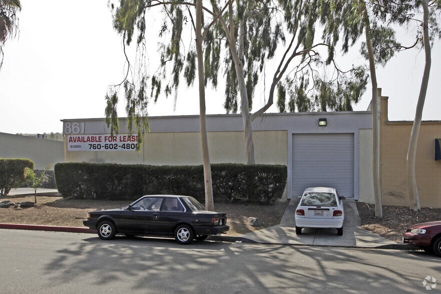 More Photos Of 861 E Rancheros Dr, San Marcos Warehouse For Lease