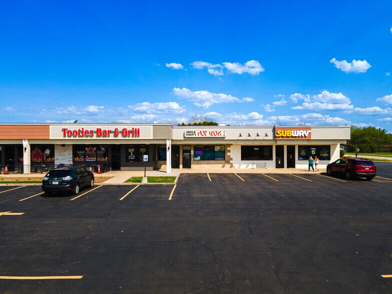 More Photos Of 1942 N Main St, Crown Point Unknown For Lease