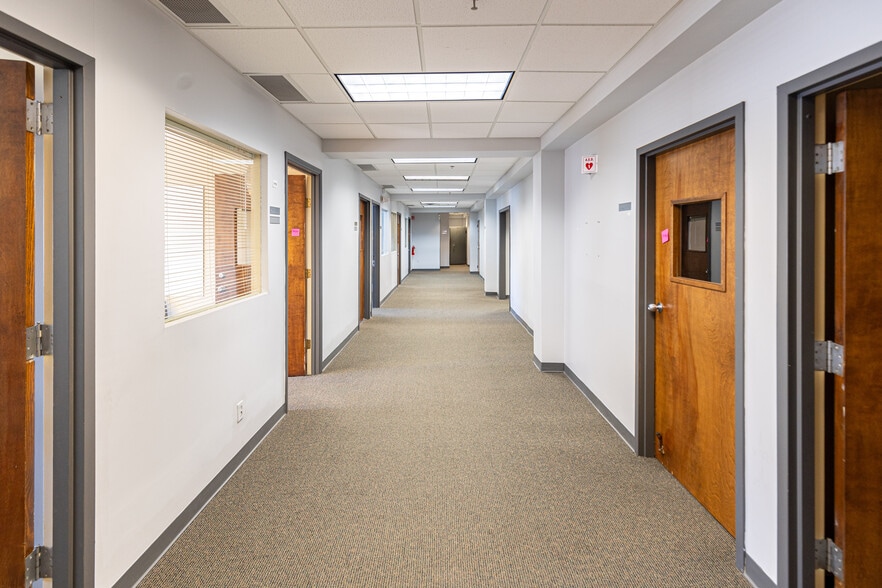 More Photos Of 4925 Harrison St, Pittsburgh Warehouse For Sale