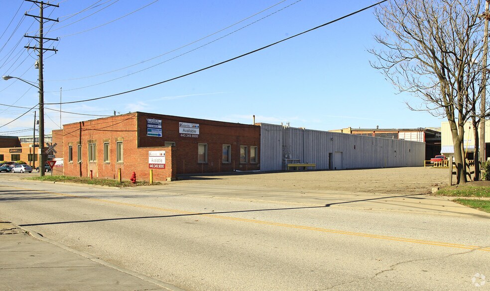 More Photos Of 5205 Grant Ave, Garfield Heights Manufacturing For Lease