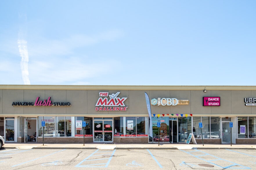 More Photos Of 6401 Jericho Tpke, Commack Restaurant For Sale