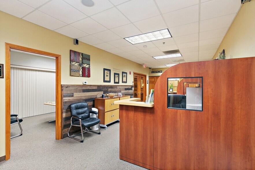 More Photos Of 15-85 N Woodbury St, South Elgin Apartments For Lease