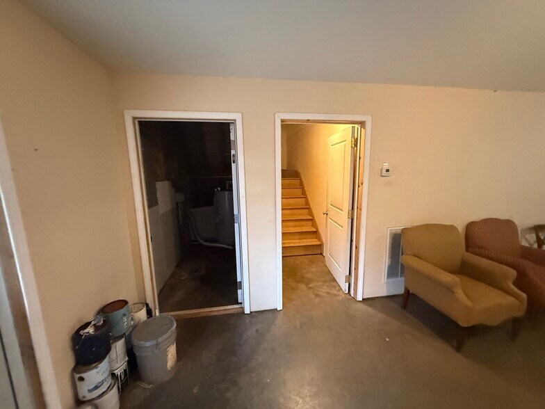 More Photos Of 320 Mill Creek Dr, Hull Religious Facility For Lease