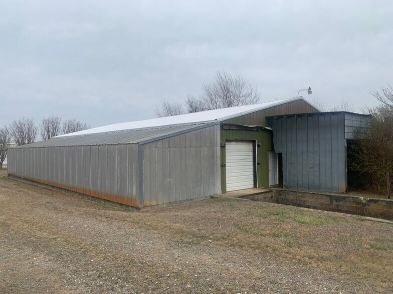 More Photos Of 25494 Industrial Park Rd, Ardmore Manufacturing For Lease