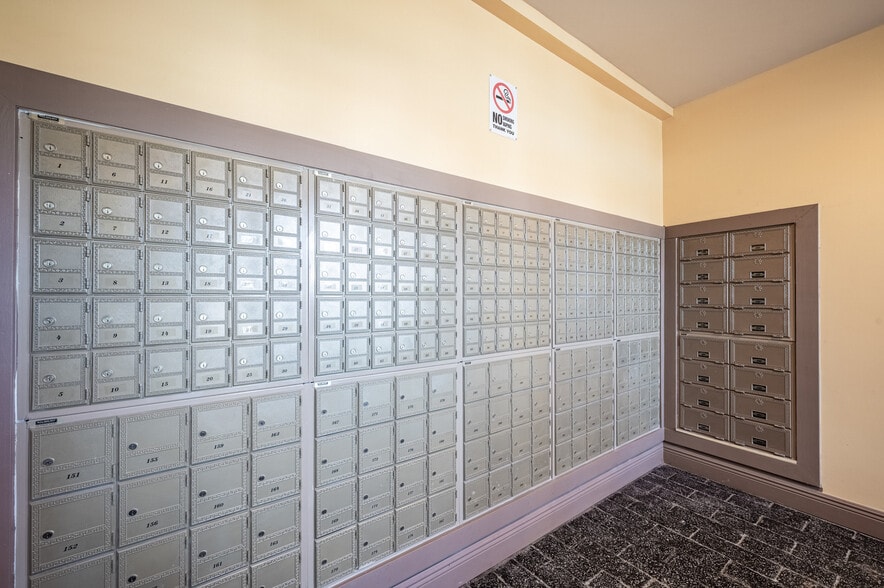 More Photos Of 160 W Haines Blvd, Lake Alfred Self Storage For Sale