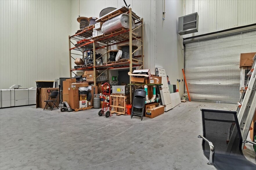 More Photos Of 825 S Gladiola St, Salt Lake City Warehouse For Sale