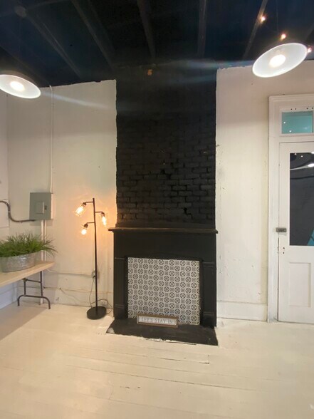 More Photos Of 122 W Whitner St, Anderson Storefront Retail Office For Lease