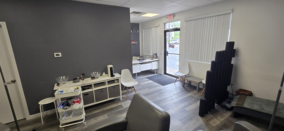 More Photos Of 841-845 Butler St, Pittsburgh Freestanding For Lease