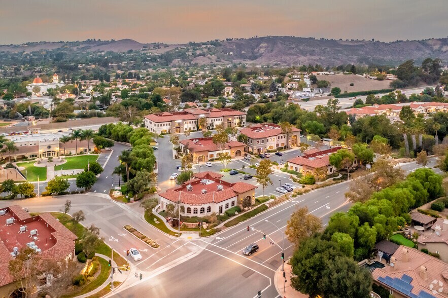 More Photos Of 31351 Rancho Viejo Rd, San Juan Capistrano Office For Lease