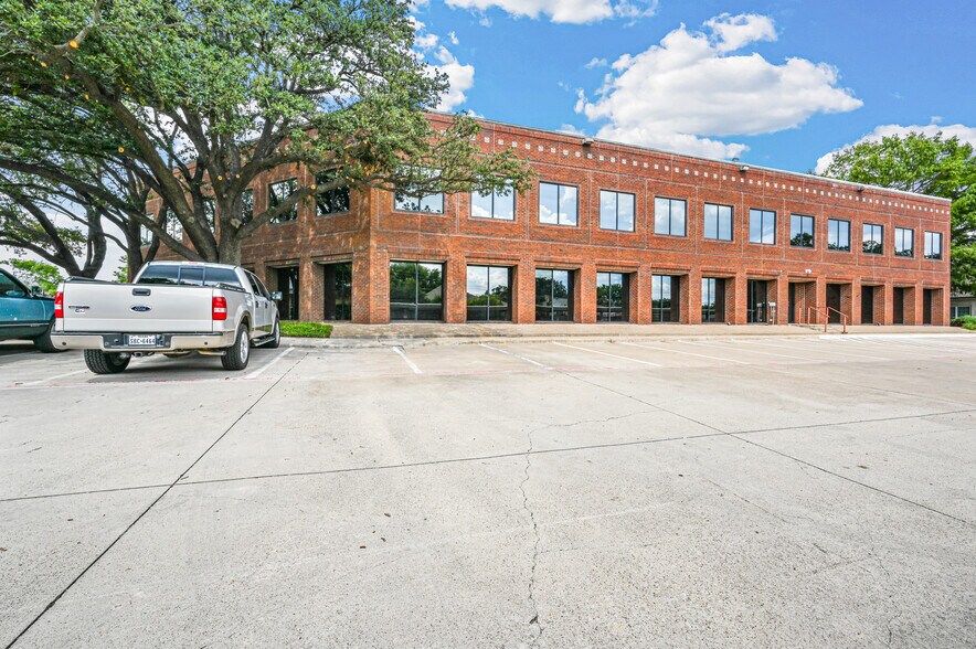 More Photos Of 6210 Campbell Rd, Dallas Office For Lease